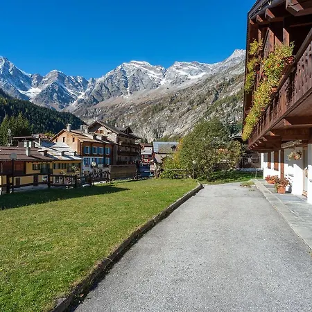 Monterosa 3* Macugnaga