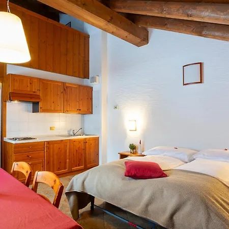 Monterosa Apartahotel