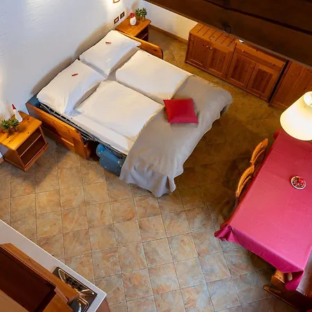 Monterosa Apartahotel